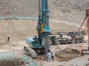 新疆兰新高铁见证中国真正入岩成孔的山河旋挖钻机